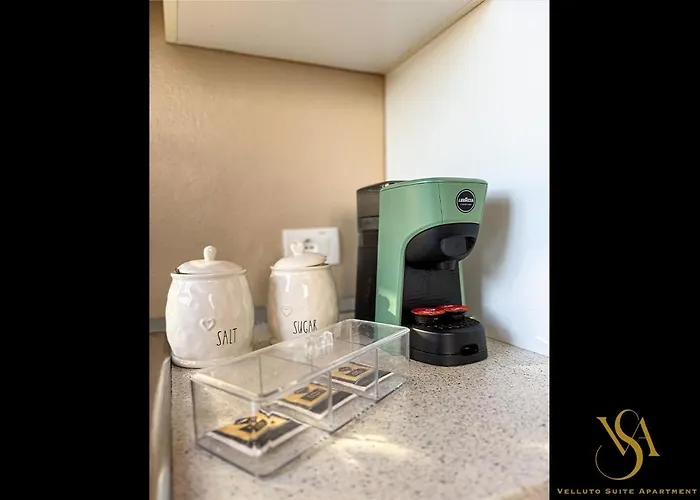 아파트 Velluto 칼더라라디레노